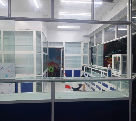 Nhà thuốc tây Quỳnh Quang